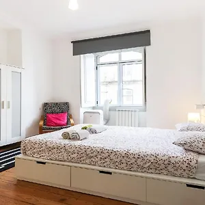 Silver Flower - Flat In Center Portogallo